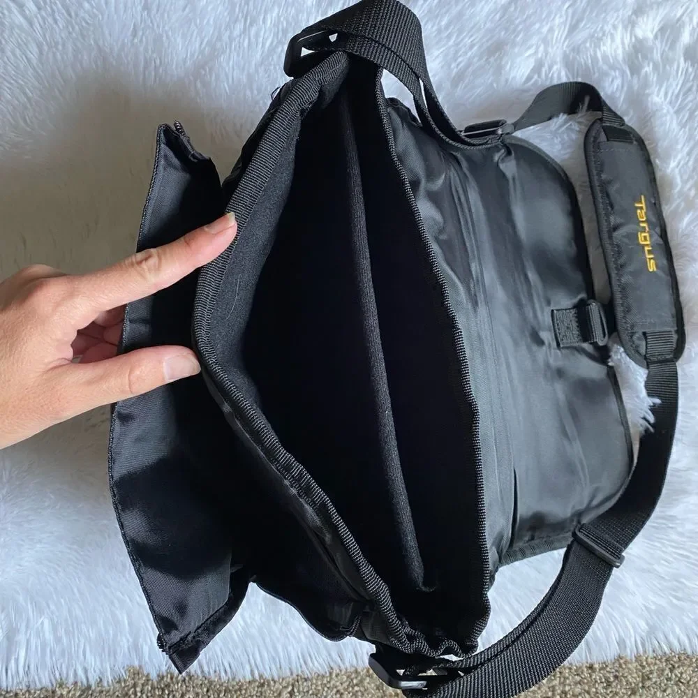 ‎Targus Bag Pockets Adjustable Straps Black Gray
